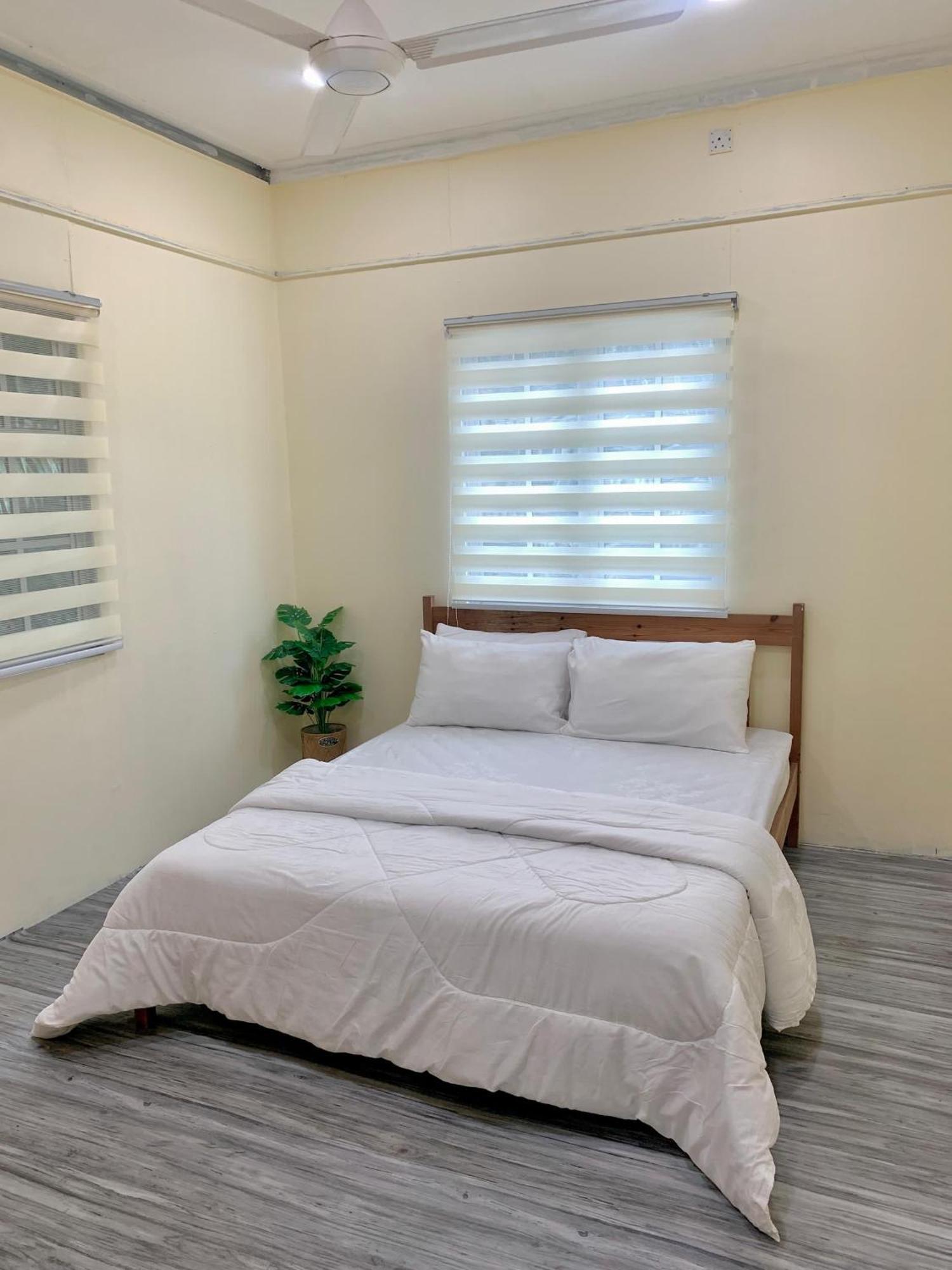 Tiara Inn Homestay 2 Tingkat Pontian Johor Pontian Besar Exterior foto